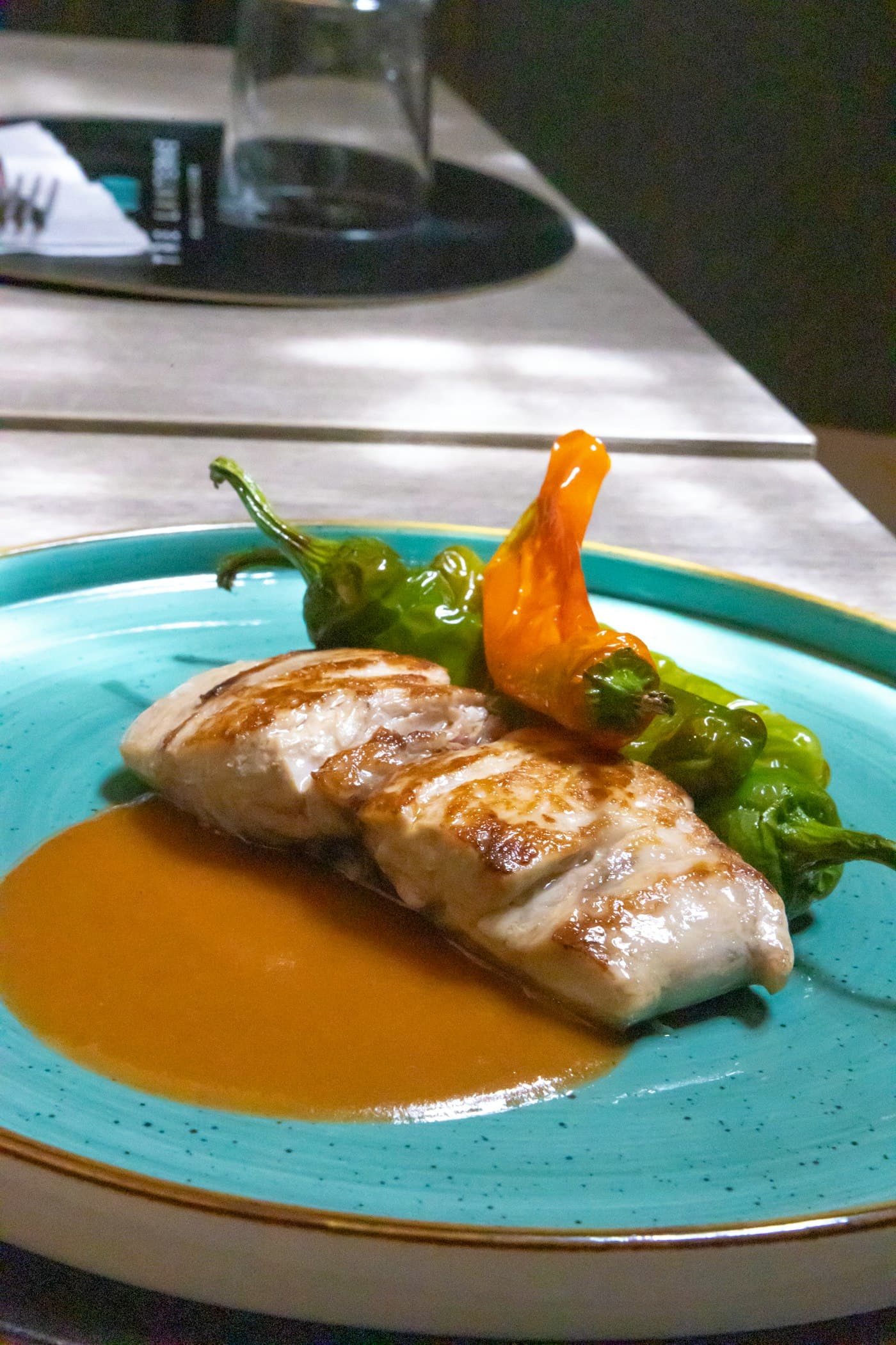 Dorade royale, sauce vierge — le plat du jour
